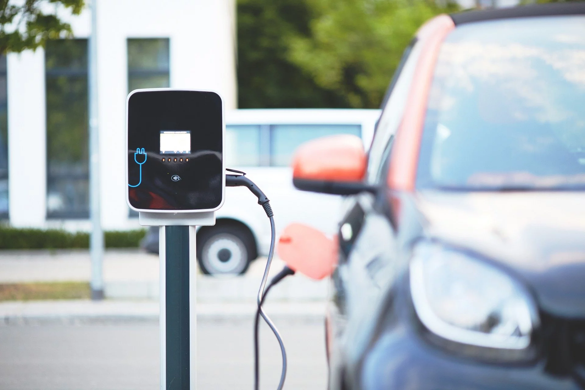 Sécurité électrique d'abord : Installer une borne de recharge pour véhicules électriques