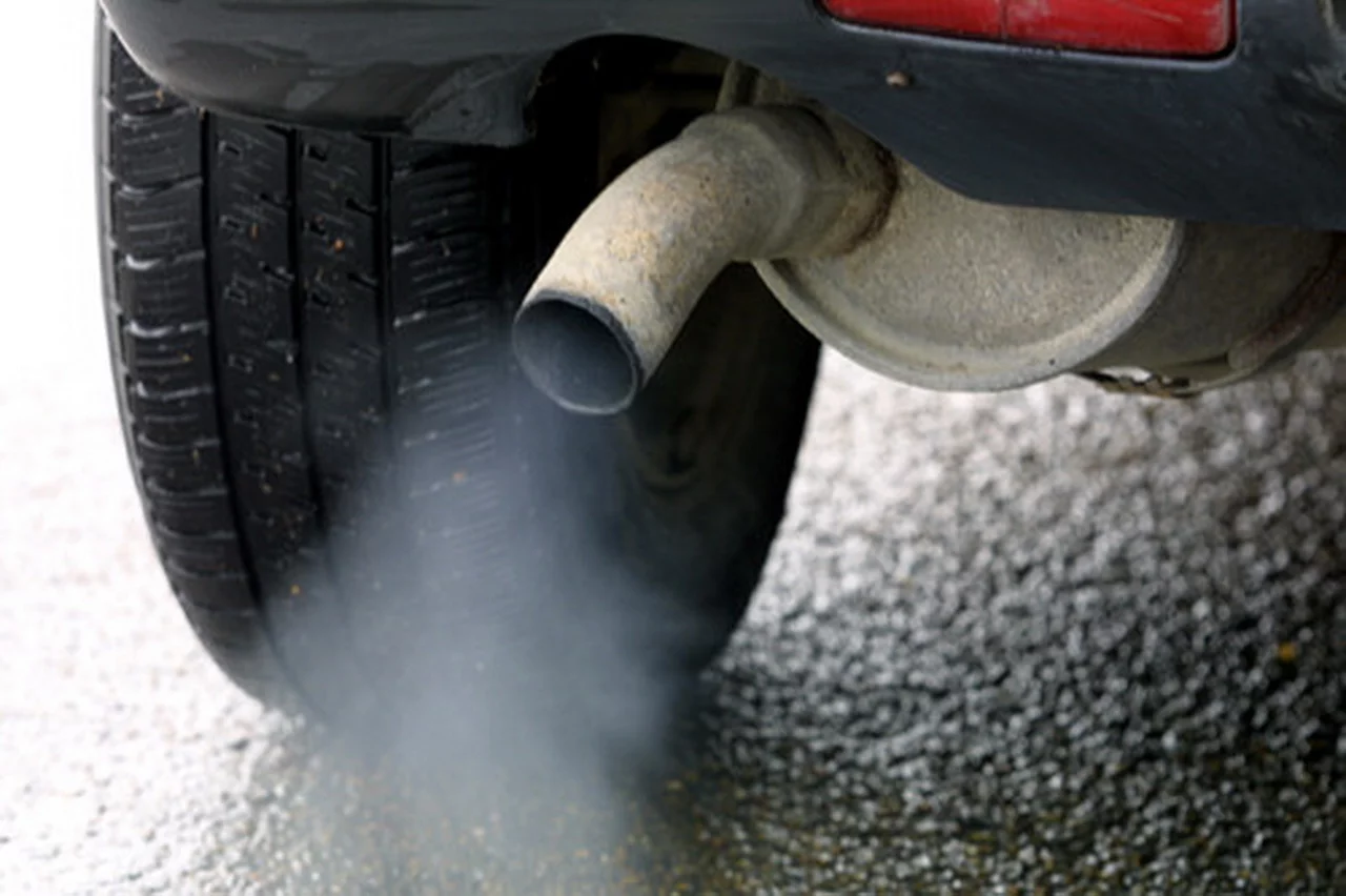 Votre voiture ne passe pas le contrôle technique à cause de la pollution, que faire ? 
