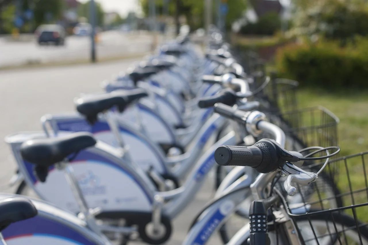 Quels sont les dispositifs urbains permettant une circulation optimale à vélo ?