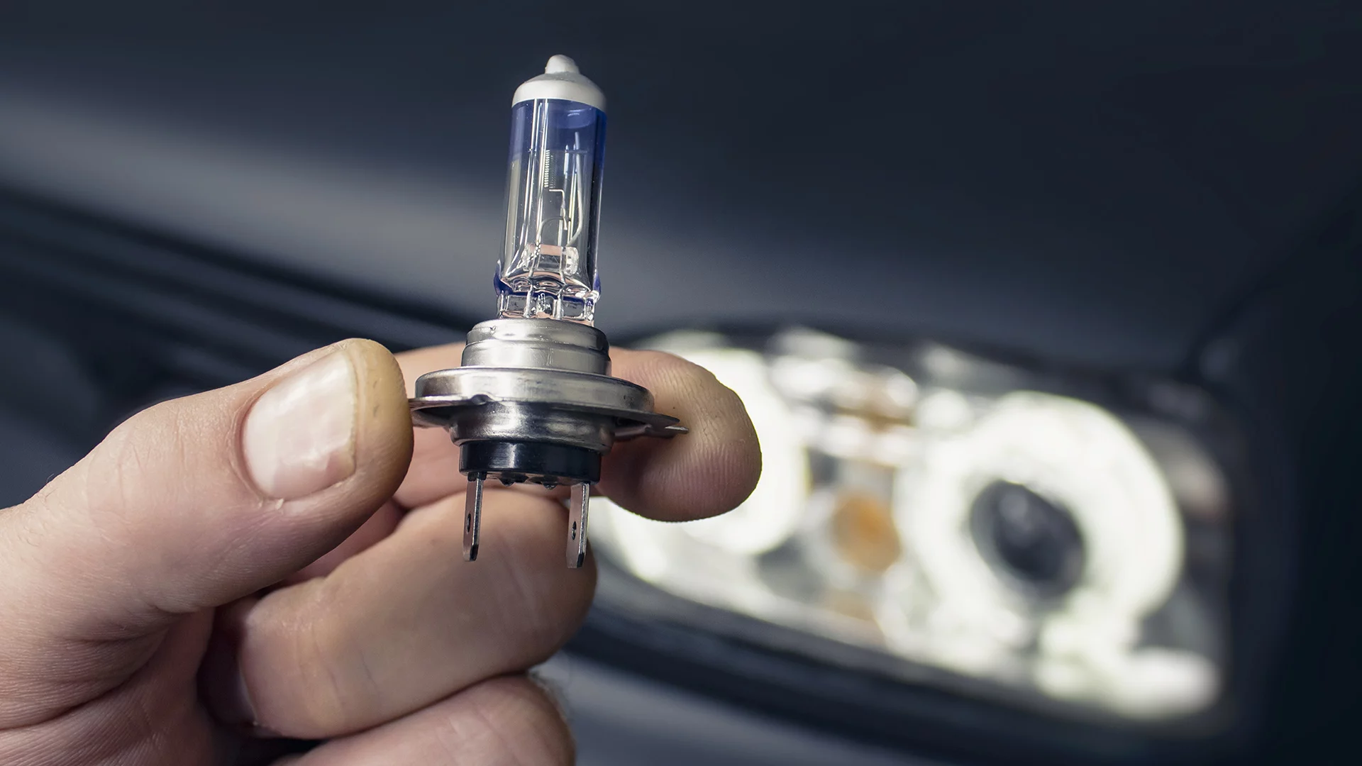 Comment tester une ampoule de voiture ?