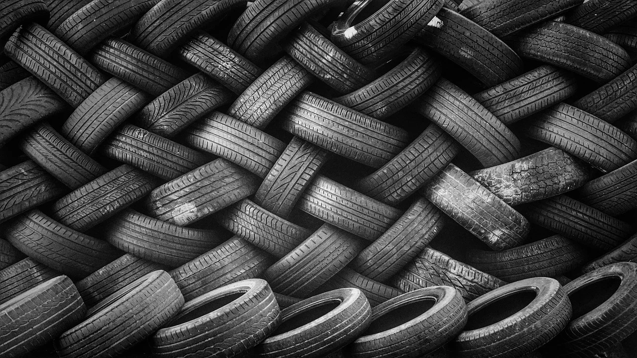 Conduite économique : Astuces pour des pneus pas chers à Albertville